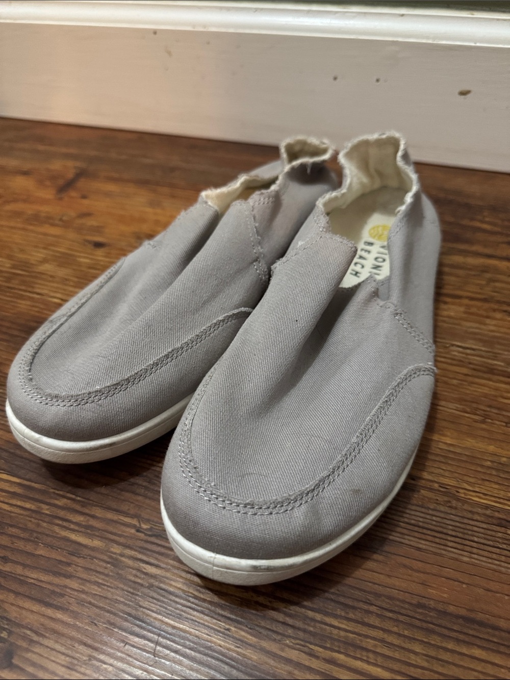 Vionic Slip-On Sneakers in Light Gray
